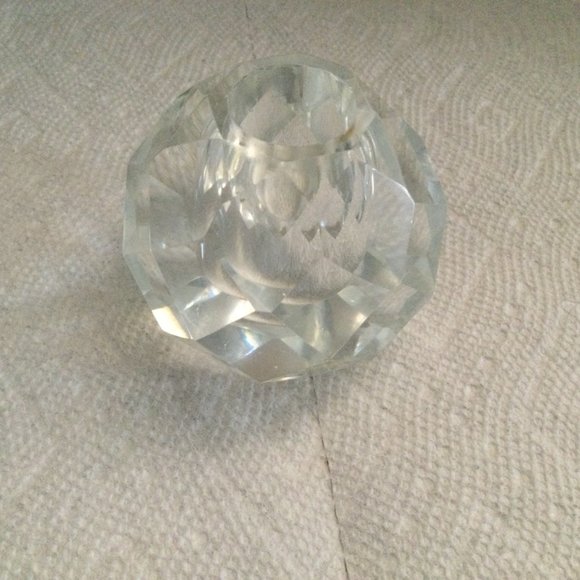 Small clear glass candlestick holder diamond design - Picture 3 of 5